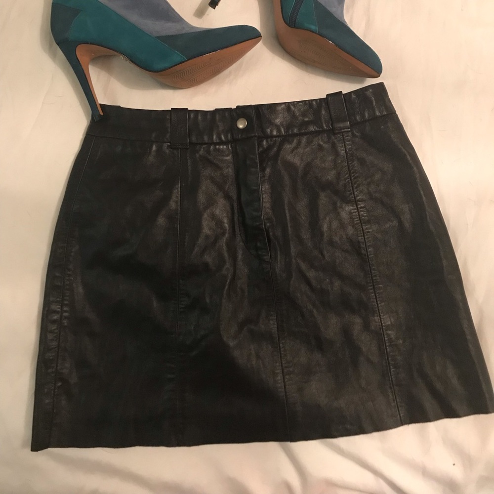 Express Leather skirt